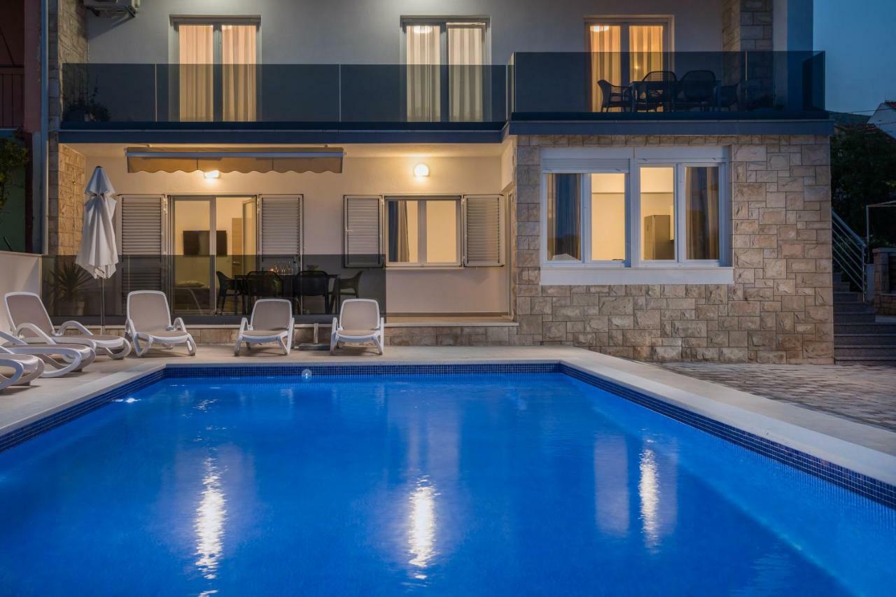 Apartments Apollo Trogir Exterior photo